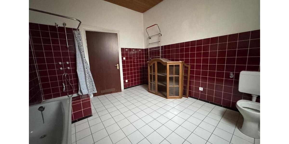 Etagenwohnung Eschwege - 2 Zimmer, 85 m&sup2;, 550&euro; | Angebot:26490244