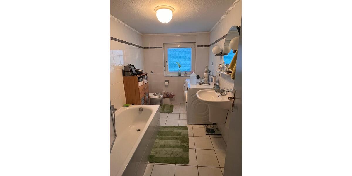 Dachgeschoßwohnung Nienburg (Weser) - 3 Zimmer, 76 m&sup2;, 684&euro; | Angebot:26457998