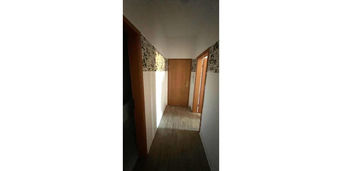 Dachgeschoßwohnung Olbernhau - 2 Zimmer, 81 m&sup2;, 399&euro; | Angebot:25782382