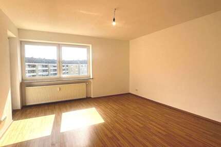 Wohnung Augsburg Hochzoll - 3 Zimmer, 64 m&sup2;, 833&euro; | Angebot:26257732