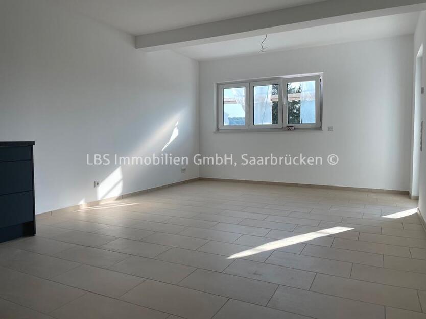 Energetische und moderne NeubauWohnung mit hochwertiger Einbauküche