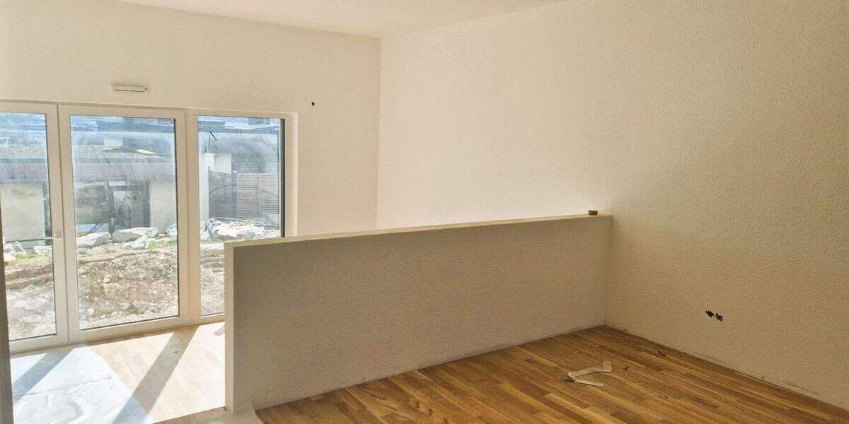 Reihenendhaus Bad Säckingen - 5 Zimmer, 134 m&sup2;, 2.300&euro; | Angebot:25706476