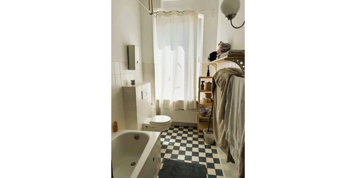 Etagenwohnung Lüneburg Schützenplatz - 3 Zimmer, 87 m&sup2;, 1.140&euro; | Angebot:26767422