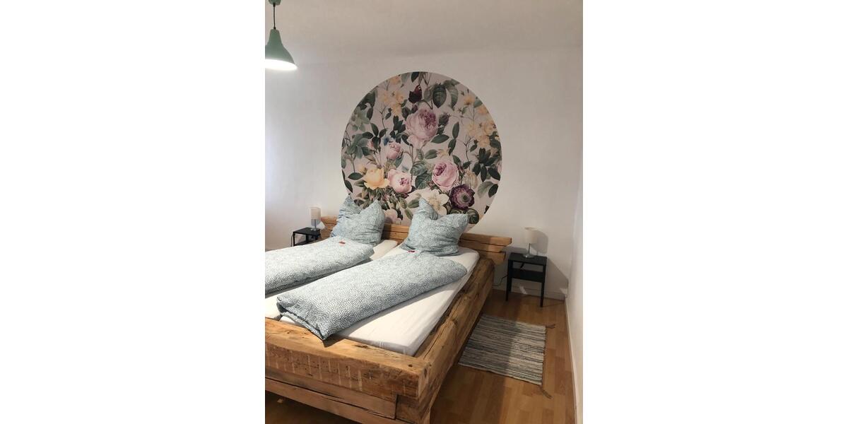 Wohnen auf Zeit Happurg - 3 Zimmer, 75 m&sup2;, 80&euro; | Angebot:12330062