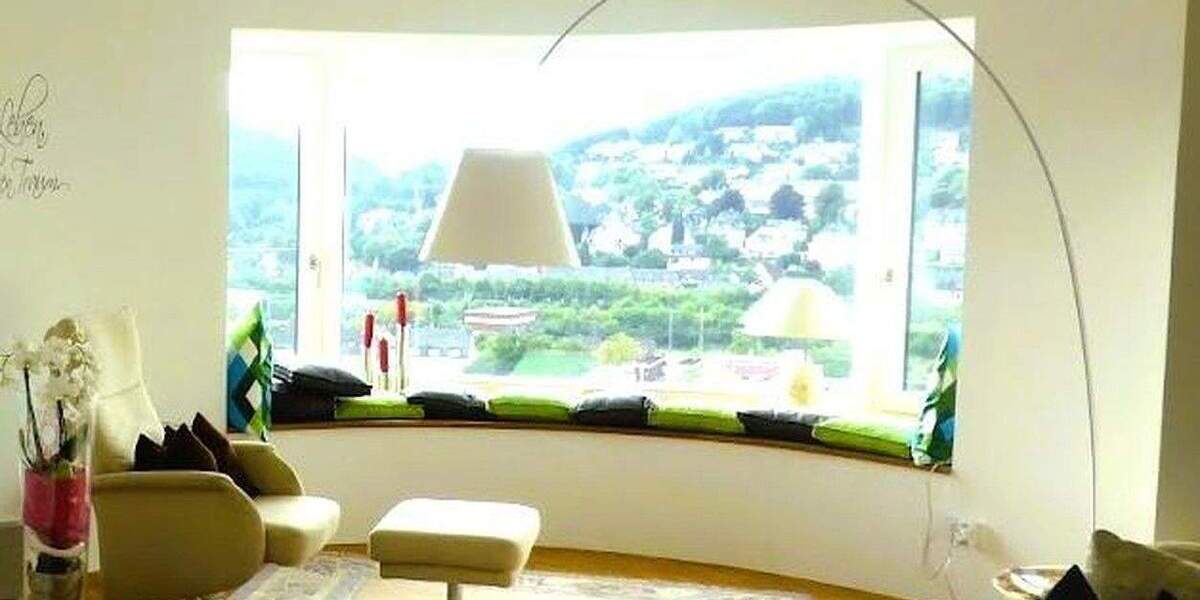 Etagenwohnung Siegen - 4 Zimmer, 154 m&sup2;, 1.960&euro; | Angebot:25052892