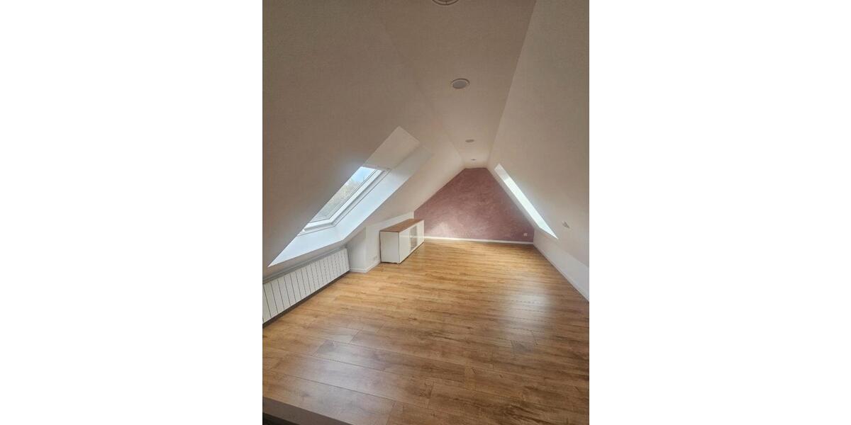 Maisonettenwohnung Recklinghausen - 5 Zimmer, 125 m&sup2;, 1.200&euro; | Angebot:25934320