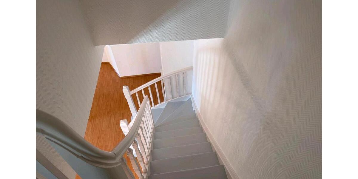 Etagenwohnung Schwarza - 5 Zimmer, 130 m&sup2;, 1.350&euro; | Angebot:25158380