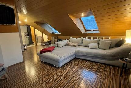 Schöne 4-Zimmer Dachgeschosswohnung zu vermieten! 4 zimmer