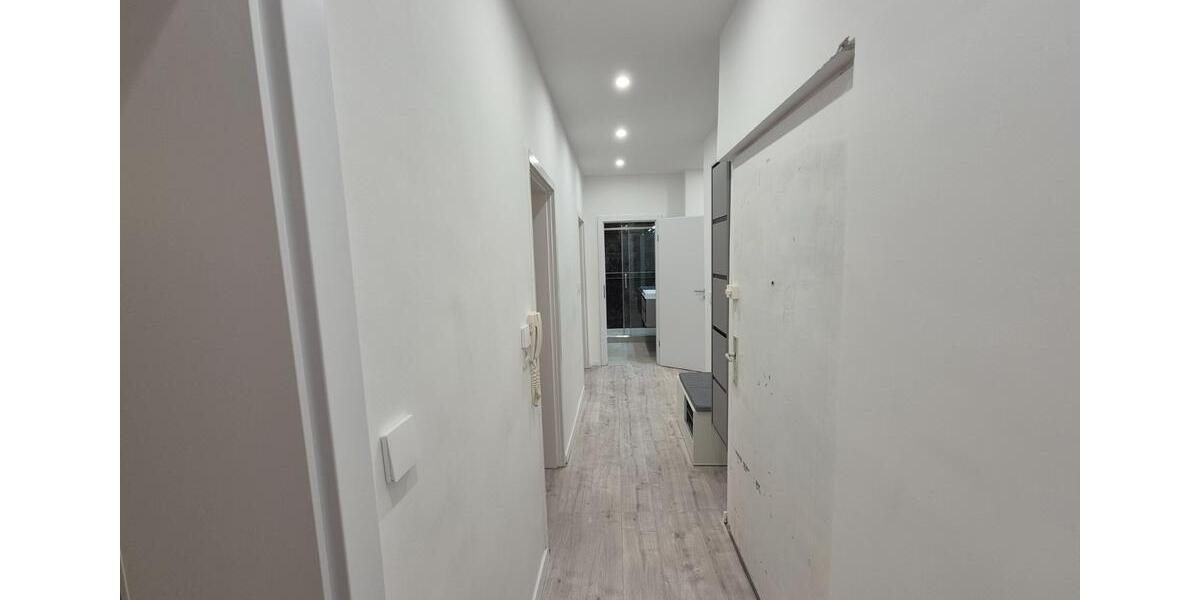 WG Zimmer in 4er WG. Voll möbliert. Renoviert 4 zimmer