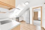Dachgeschoßwohnung Cuxhaven Groden - 4 Zimmer, 100 m&sup2;, 890&euro; | Angebot:26648577
