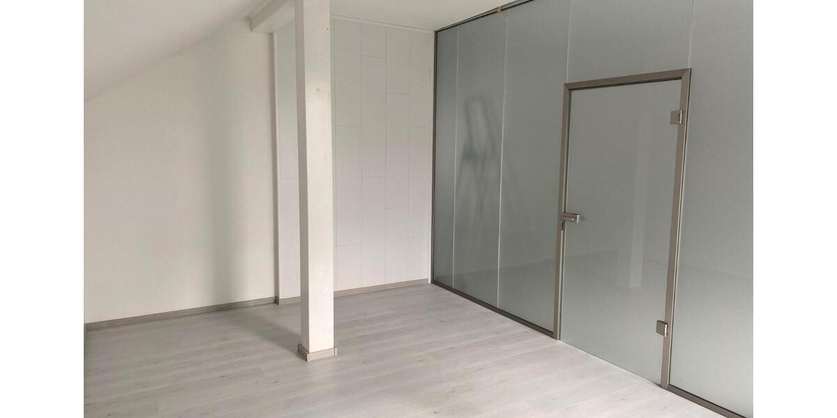 Loft - Studio - Atelier Sonneberg - 2 Zimmer, 160 m&sup2;, 1.200&euro; | Angebot:26464909