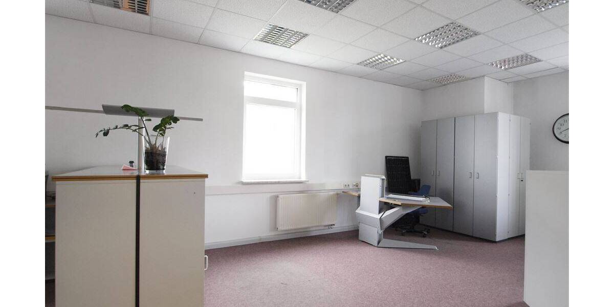 Gewerbeobjekt Frankenberg Frankenberg - 5 Zimmer, 180 m&sup2;, 1.170&euro; | Angebot:25689457