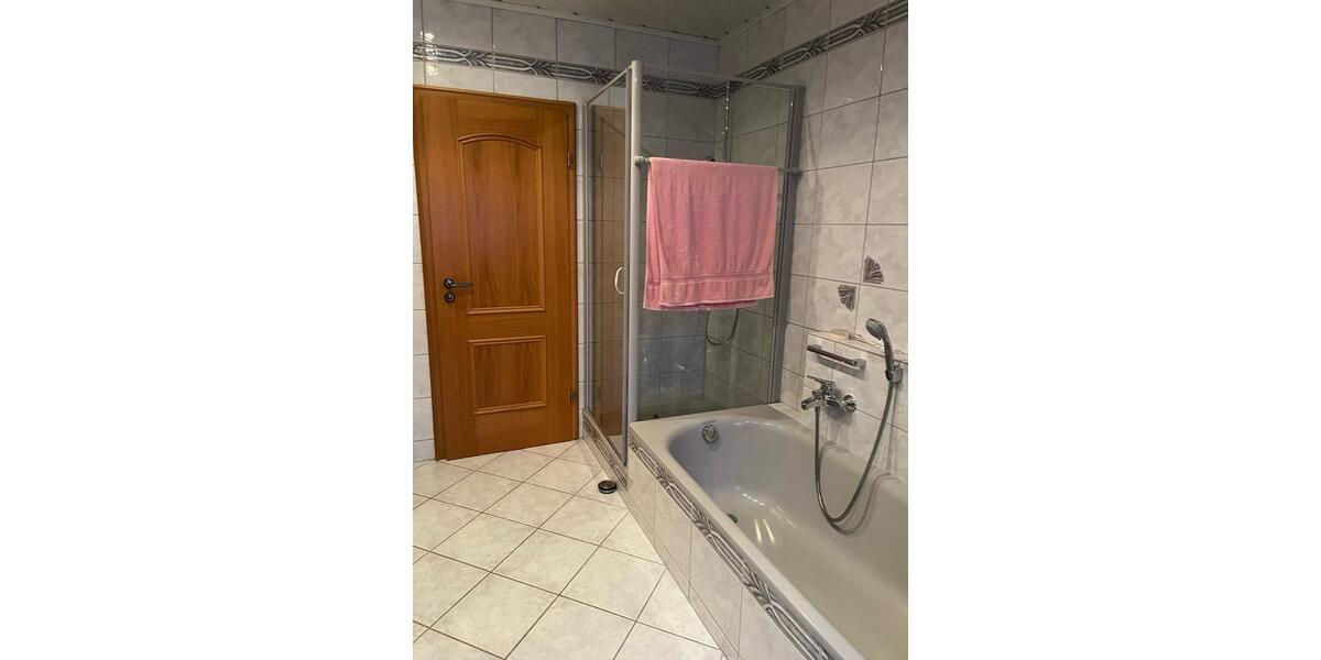 Dachgeschoßwohnung Crailsheim - 2 Zimmer, 65 m&sup2;, 750&euro; | Angebot:24983806