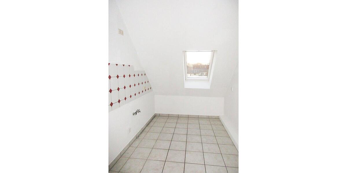 Dachgeschoßwohnung Hiddenhausen - 2 Zimmer, 53 m&sup2;, 370&euro; | Angebot:26285177