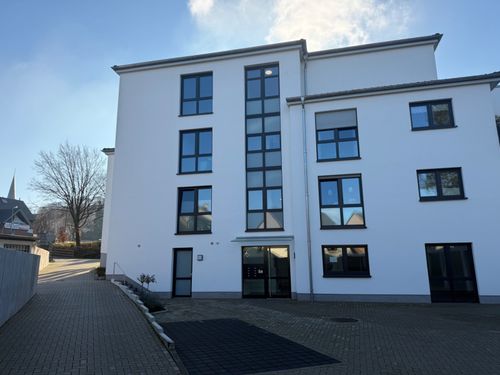 Einfamilienhaus Bad Nenndorf - 4 Zimmer, 163 m&sup2;, 1.750&euro; | Angebot:24559382