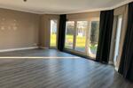 Villa Gronau (Westfahlen) - 10 Zimmer, 300 m&sup2;, 2.500&euro; | Angebot:26510920