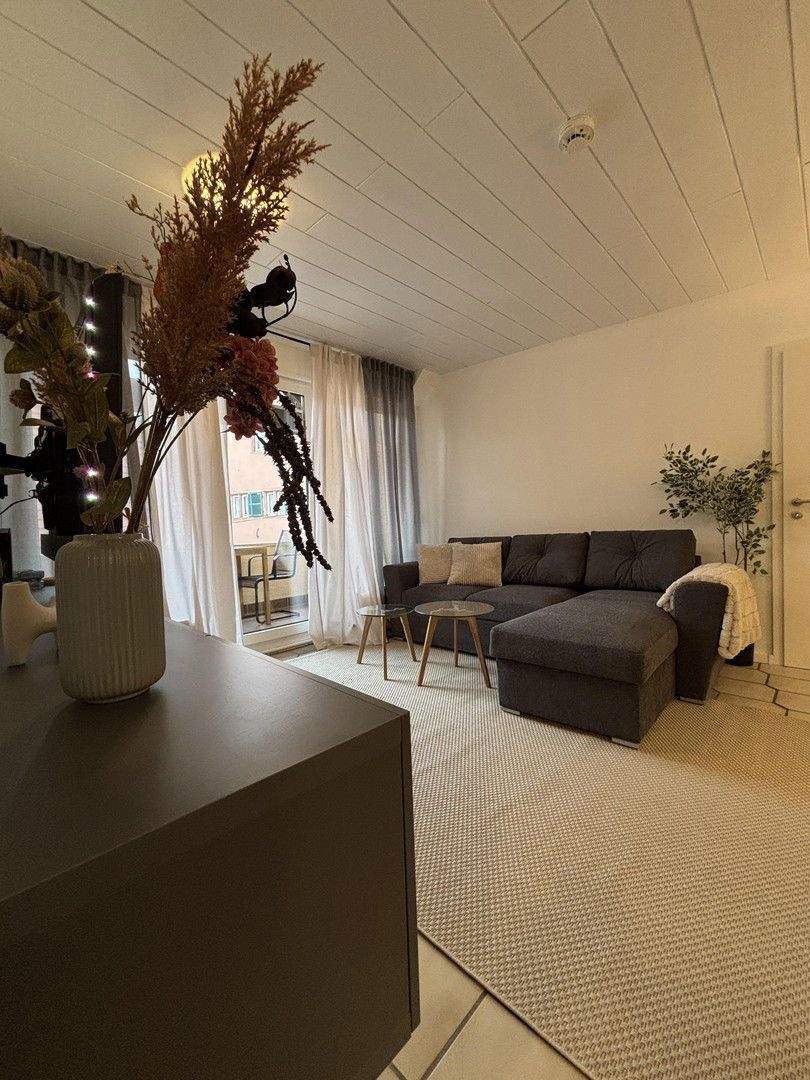 Möblierte Helle 4-Zimmer-Wohnung in zentraler Lage von Alzey - mit Balkon und Charme 4 zimmer