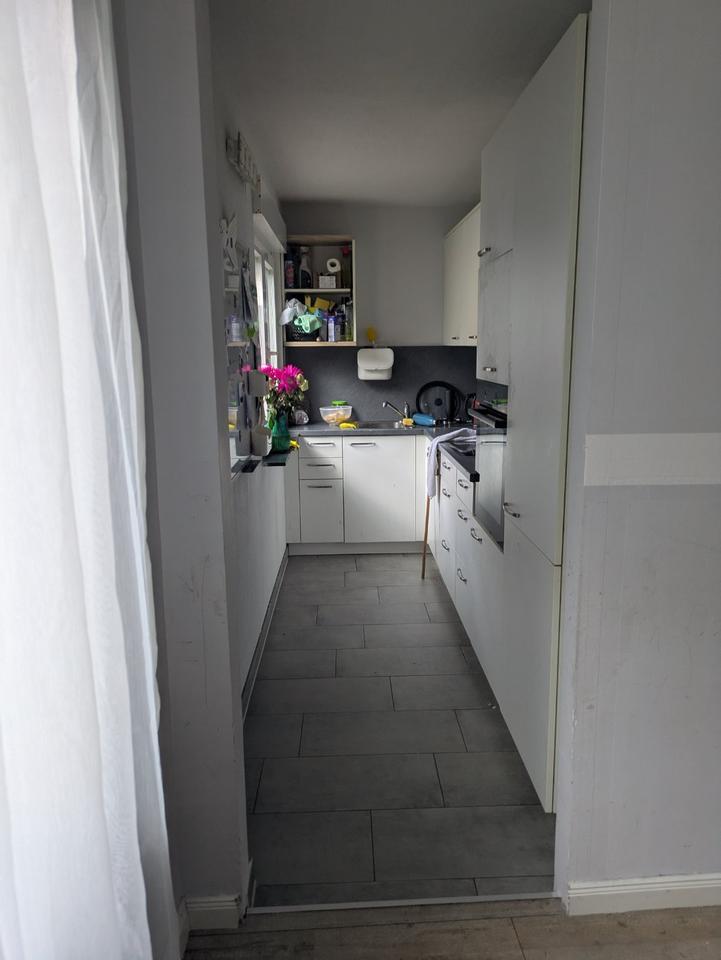 Einfamilienhaus mit Balkon zu vermieten