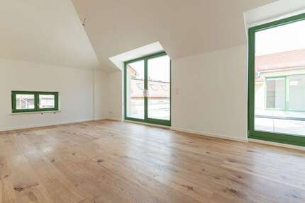Wohnung Schkeuditz - 3 Zimmer, 110 m&sup2;, 1.320&euro; | Angebot:26574032
