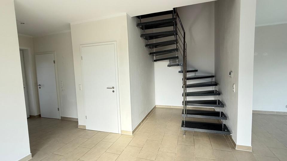 Doppelhaushälfte Zetel - 4 Zimmer, 100 m&sup2;, 1.150&euro; | Angebot:26375590