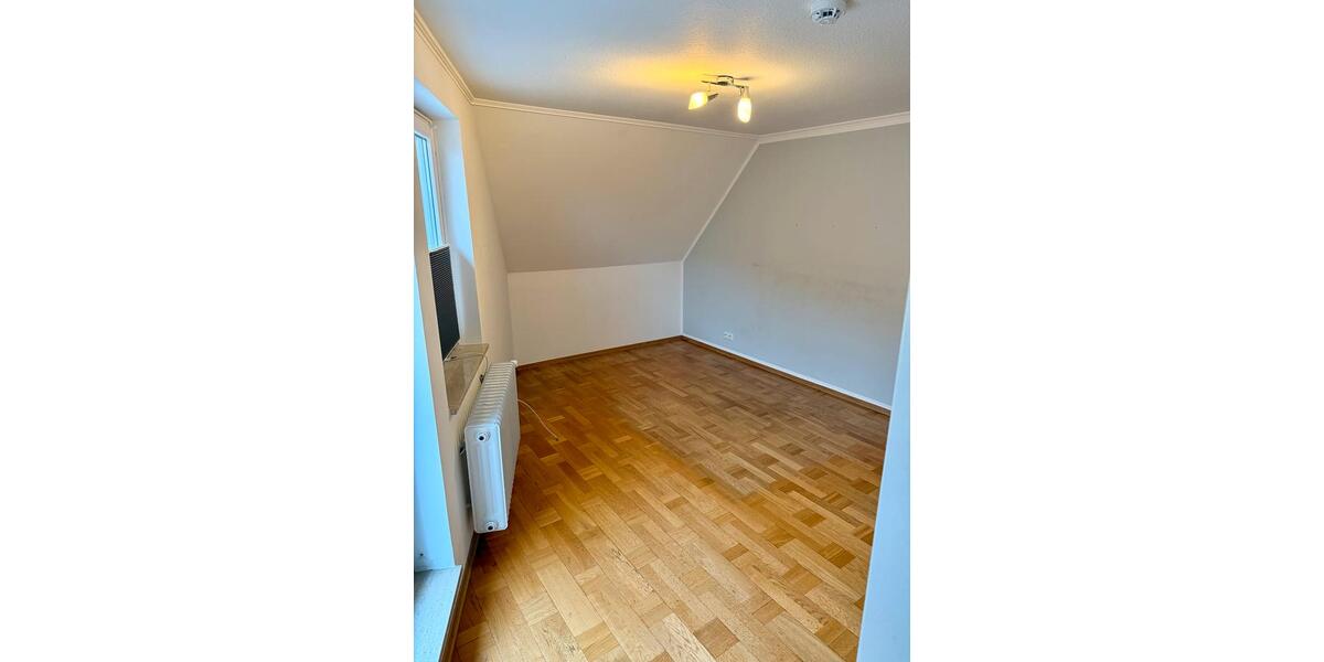 Dachgeschoßwohnung Oldenburg in Holstein - 3 Zimmer, 94 m&sup2;, 1.300&euro; | Angebot:24712067