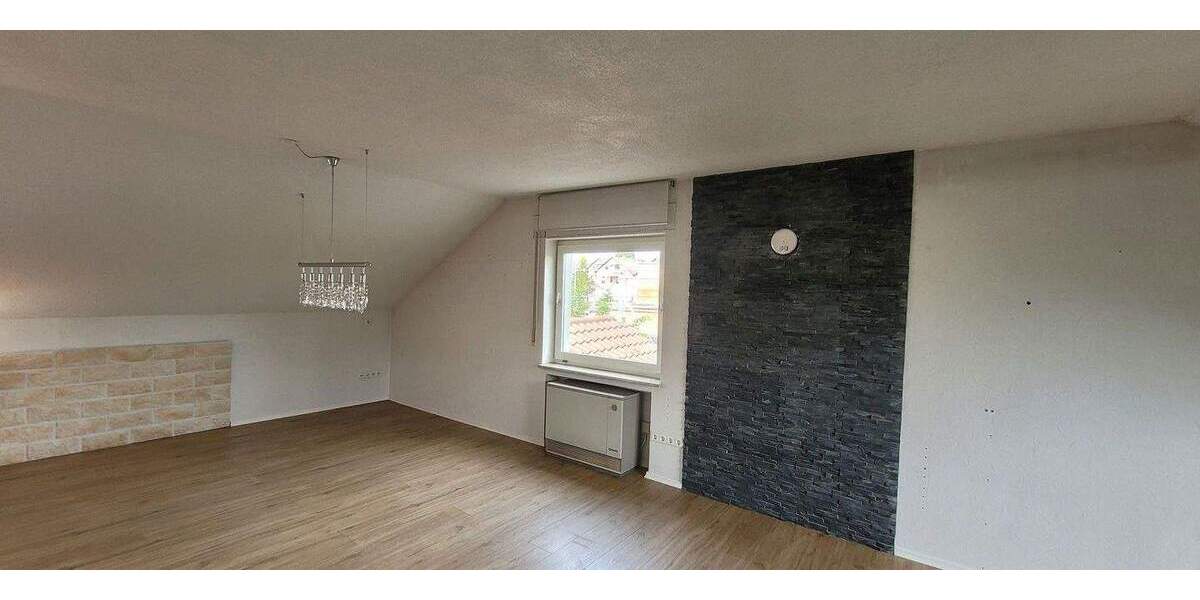 Etagenwohnung Bretten-Diedelsheim Diedelsheim - 3 Zimmer, 102 m&sup2;, 1.070&euro; | Angebot:25073127