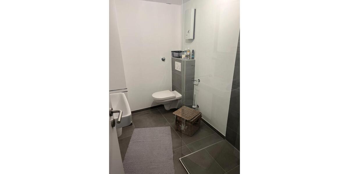 Etagenwohnung Mönchengladbach Süd - 2 Zimmer, 60 m&sup2;, 1.050&euro; | Angebot:26038729