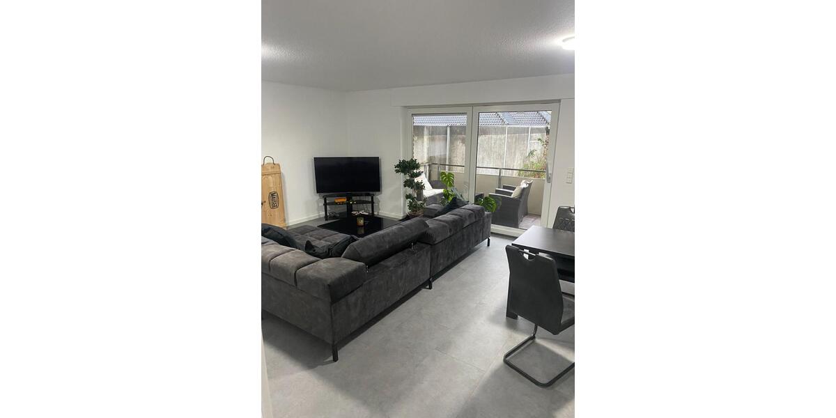 Etagenwohnung Rieste - 3 Zimmer, 90 m&sup2;, 900&euro; | Angebot:25053674