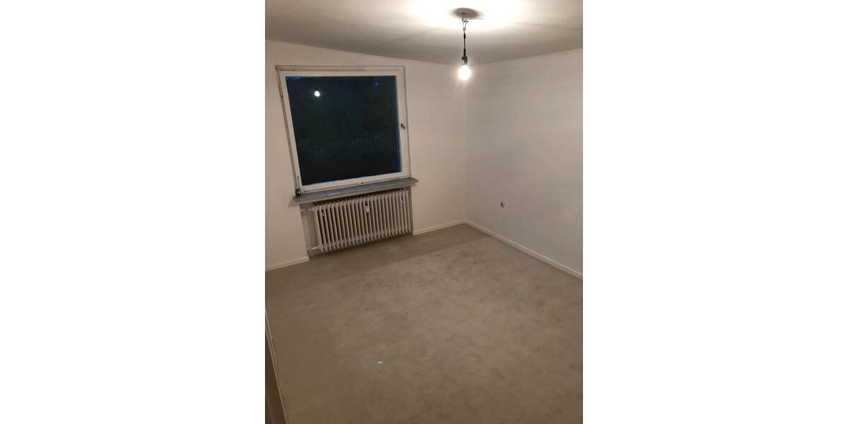 Etagenwohnung Bad Gandersheim - 4 Zimmer, 100 m&sup2;, 600&euro; | Angebot:25539315