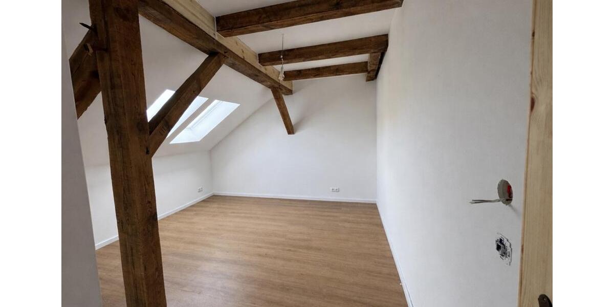 Dachgeschoßwohnung Rüdersdorf bei Berlin - 3 Zimmer, 70 m&sup2;, 1.100&euro; | Angebot:26618246
