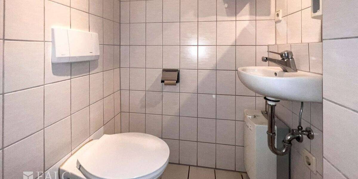 Gewerbeobjekt Tuttlingen - 1.300&euro; | Angebot:25695548