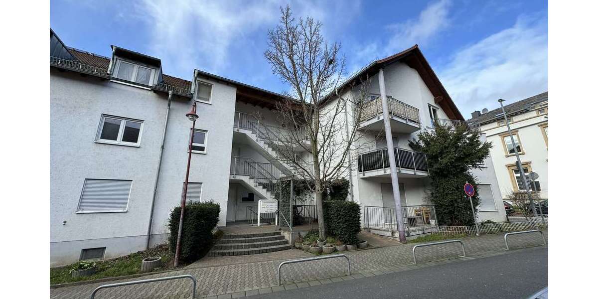 Etagenwohnung Bad Kreuznach - 4 Zimmer, 87 m&sup2;, 690&euro; | Angebot:24872379
