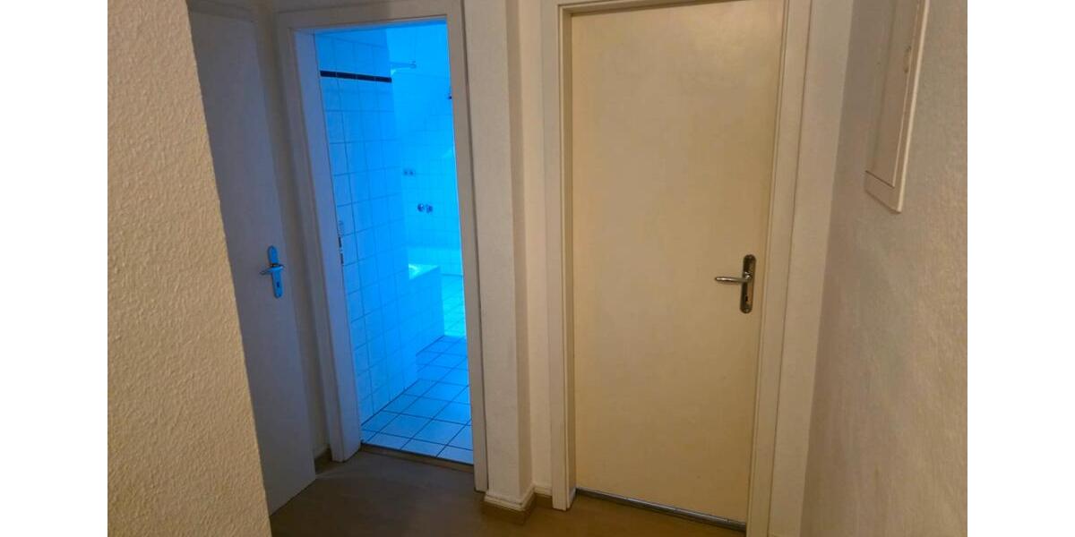 Dachgeschoßwohnung Schwerin - 3 Zimmer, 67 m&sup2;, 668&euro; | Angebot:26131823