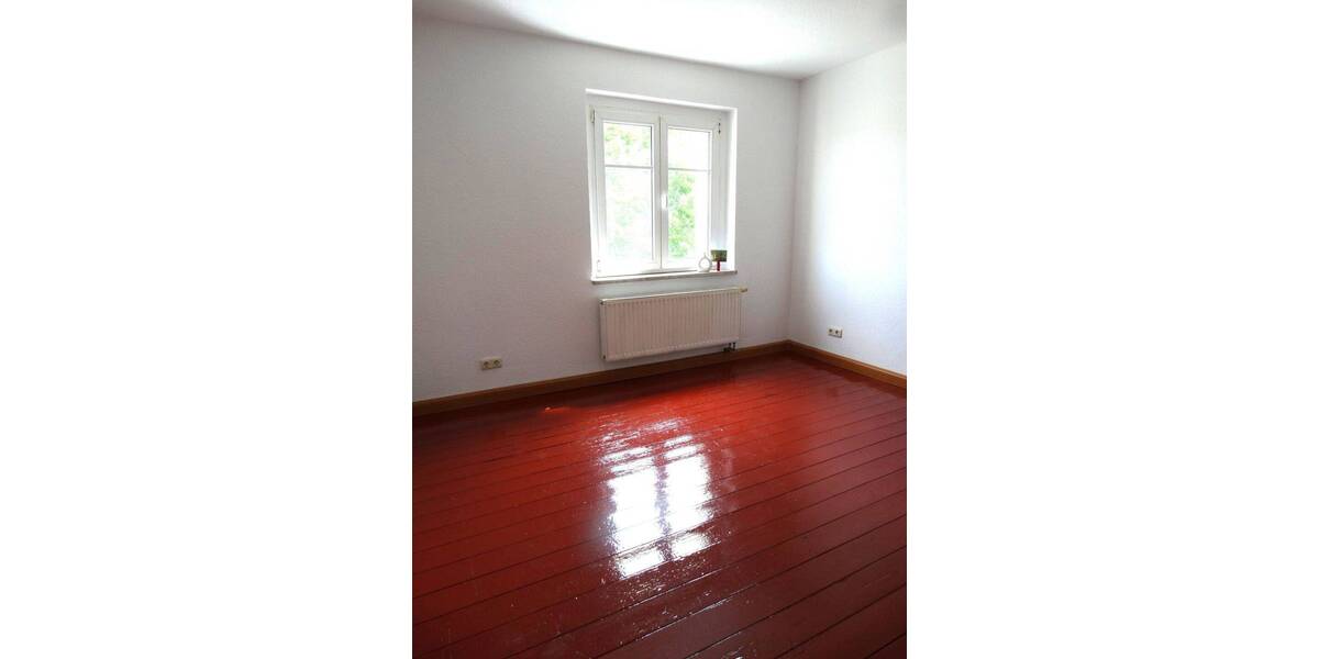Etagenwohnung Altenburg - 2 Zimmer, 48 m&sup2;, 250&euro; | Angebot:26732302
