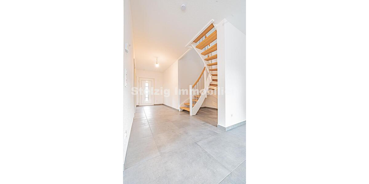 Doppelhaushälfte Kolkwitz - 4 Zimmer, 117 m&sup2;, 1.550&euro; | Angebot:26659450