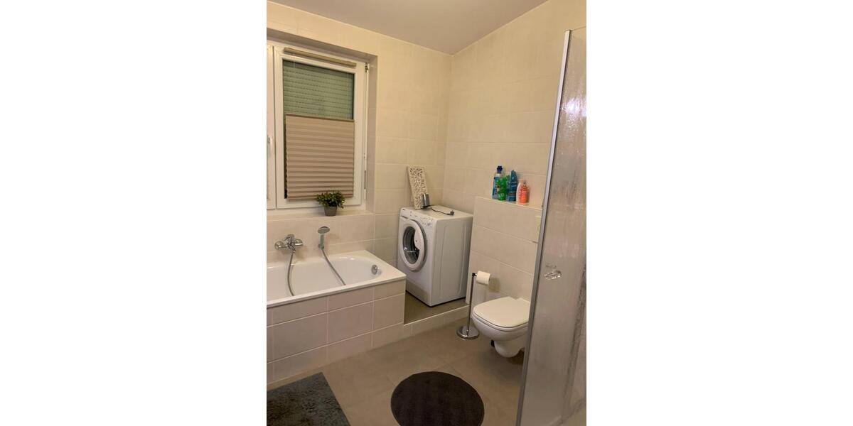 ETW in Rgb zu vermieten. 1-2 Pers, Penthouse, 2 Balkone 2 zimmer