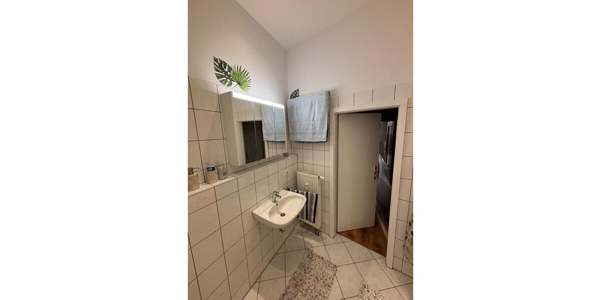 Etagenwohnung Mittweida - 1 Zimmer, 60 m&sup2;, 450&euro; | Angebot:25805290