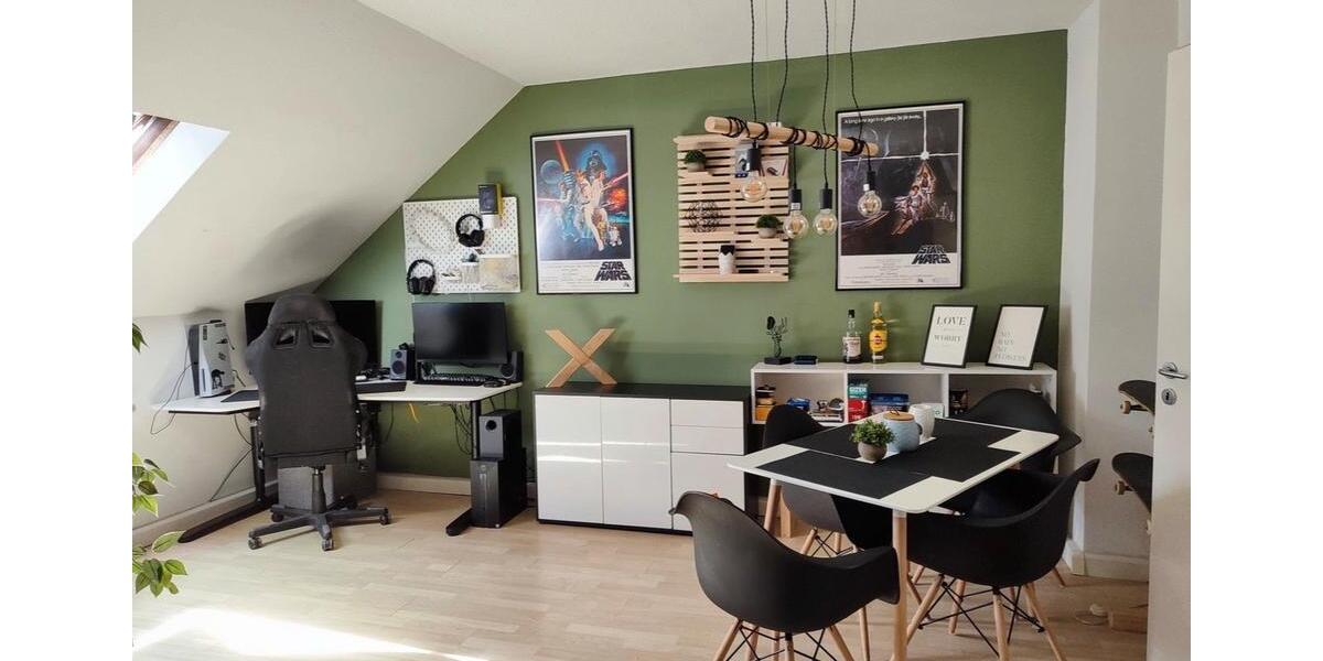 Dachgeschoßwohnung Hof Altstadt - 1 Zimmer, 70 m&sup2;, 660&euro; | Angebot:26621749