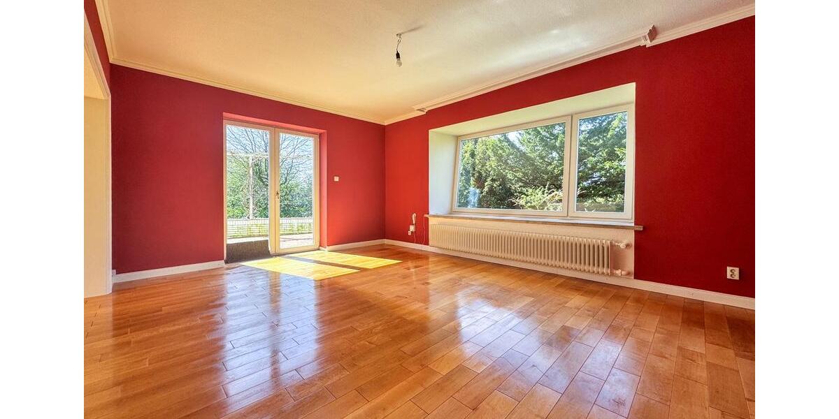 Einfamilienhaus Heide - 7 Zimmer, 199 m&sup2;, 2.200&euro; | Angebot:26340952