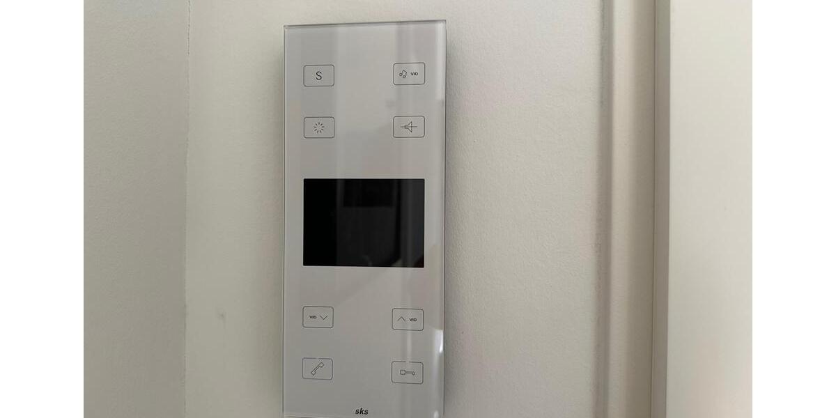 Etagenwohnung Düsseldorf Stadtbezirk 2 - 2 Zimmer, 74 m&sup2;, 1.400&euro; | Angebot:26580207