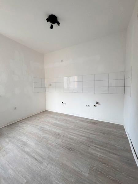 Hübsche 3-Zi.-Whg. mit modernem Badezimmer und Balkon zimmer