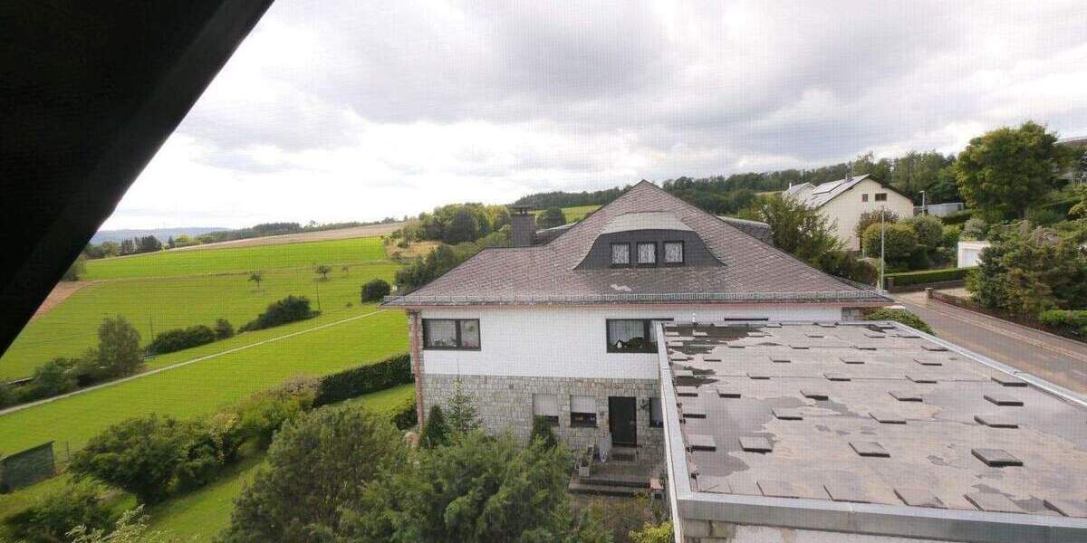 Etagenwohnung Taunusstein Orlen - 3 Zimmer, 110 m&sup2;, 900&euro; | Angebot:24967357