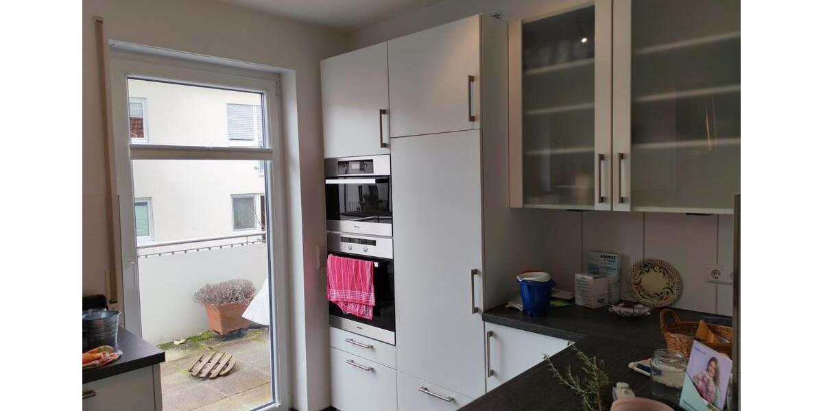 Etagenwohnung Esslingen am Neckar Hegensberg - 4 Zimmer, 90 m&sup2;, 1.200&euro; | Angebot:25959556