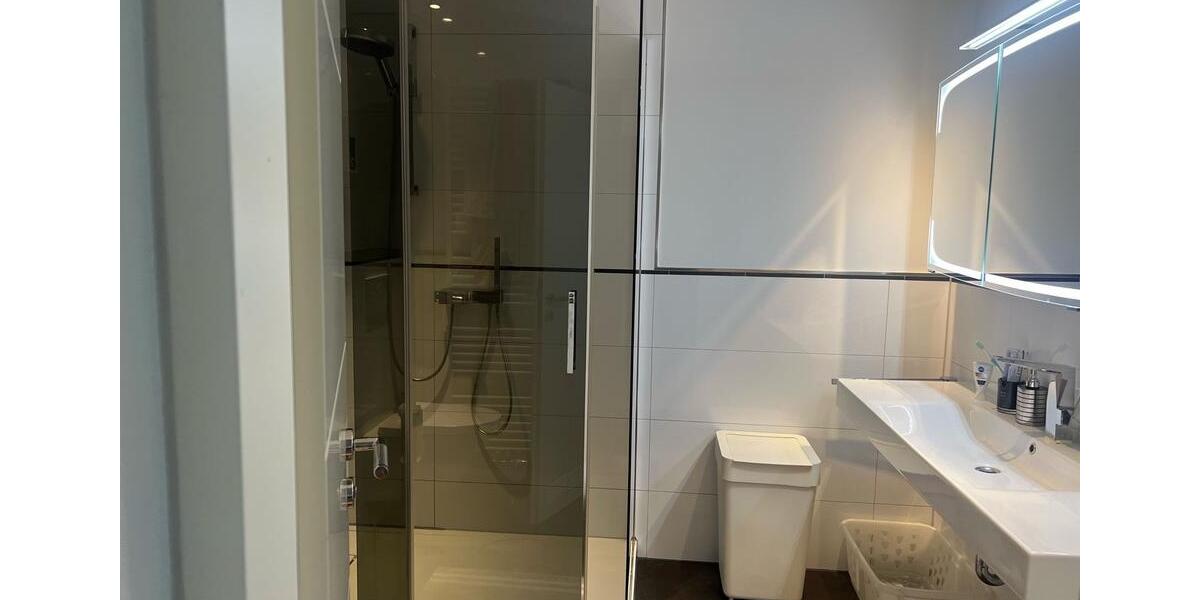 Etagenwohnung Düsseldorf Stadtbezirk 9 - 3 Zimmer, 106 m&sup2;, 1.830&euro; | Angebot:26399069