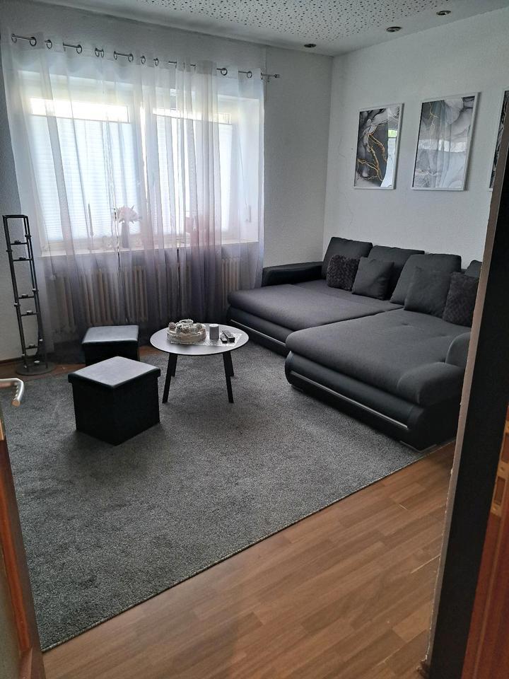 2 ZKB Erdgeschoßwohnung (680€ warm)