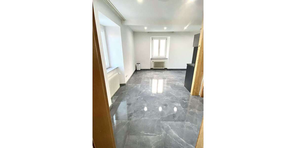 Etagenwohnung Waldshut-Tiengen Tiengen - 1 Zimmer, 32 m&sup2;, 510&euro; | Angebot:26242676