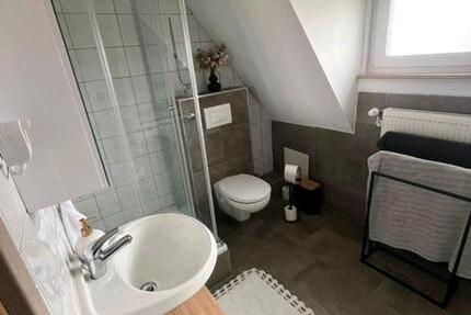 3 Zimmer Dachgeschoss Wohnung zimmer