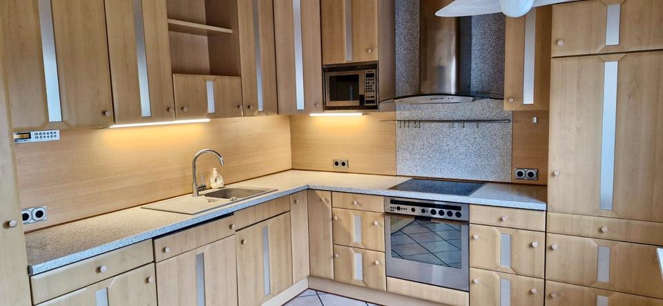 Erdgeschoßwohnung Heide - 3 Zimmer, 100 m&sup2;, 1.020&euro; | Angebot:26624185
