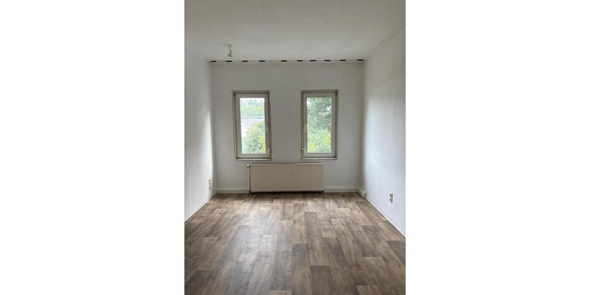 Dachgeschoßwohnung Eisenach - 4 Zimmer, 138 m&sup2;, 970&euro; | Angebot:21987915