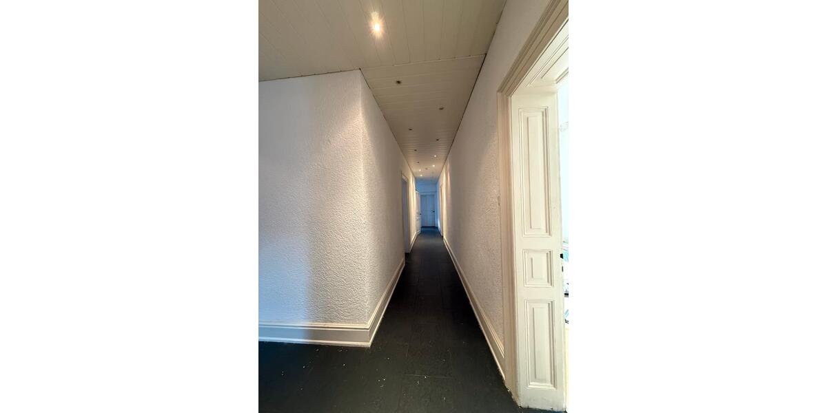 Wohnen auf Zeit Wiesbaden Südost - 5 Zimmer, 157 m&sup2;, 522&euro; | Angebot:26051102